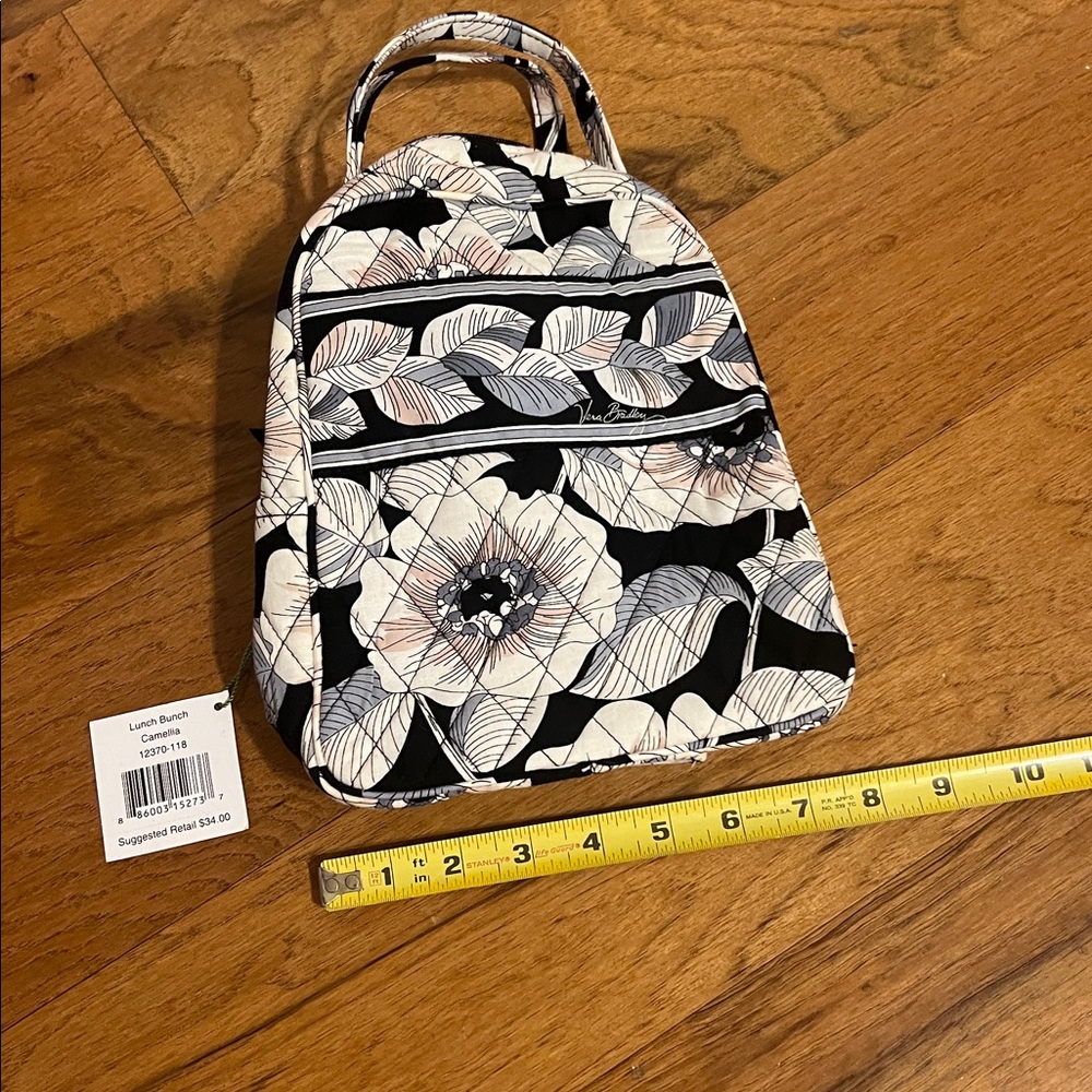 Vera Bradley Lunch Bunch Camellia - Picture 2 of 9